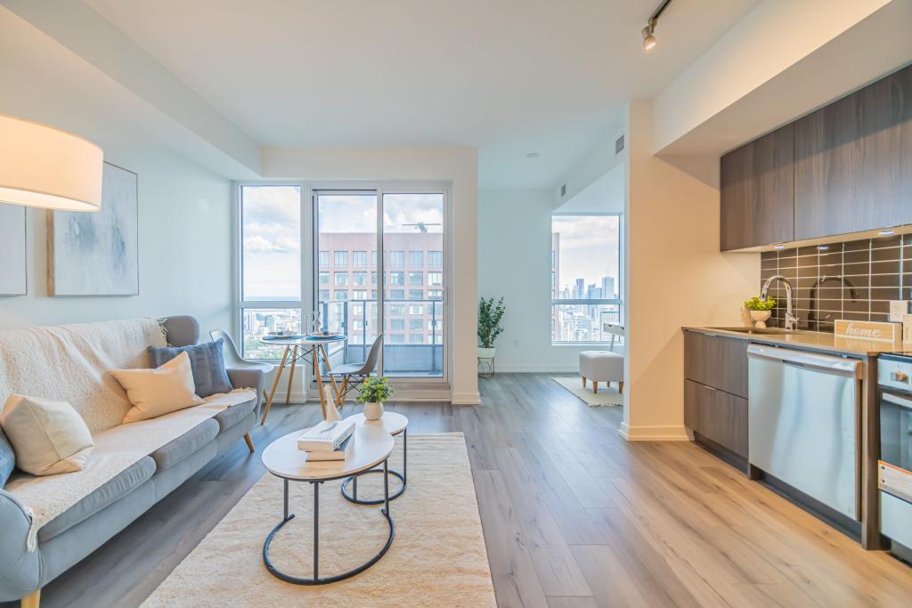 395 Bloor Street East