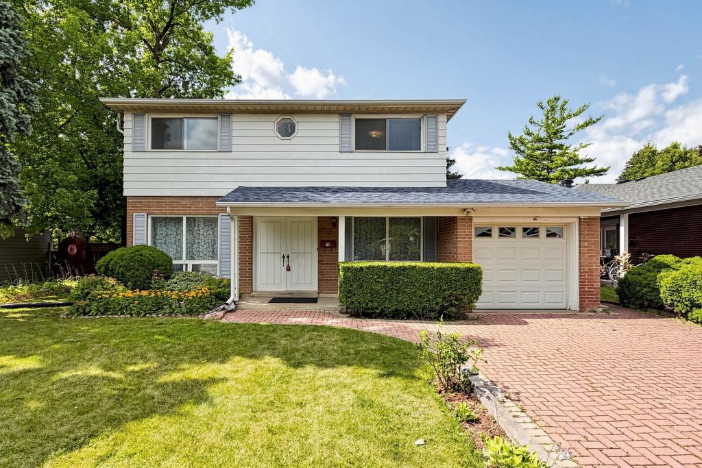 18 Lisburn Crescent, Toronto