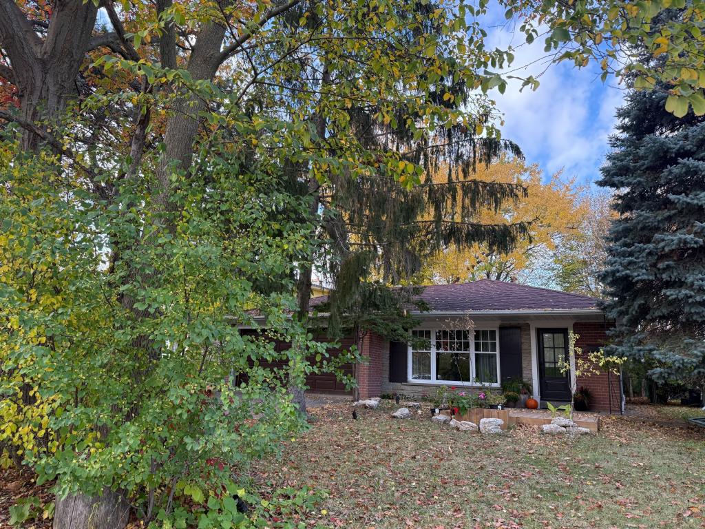 32 Hopperton Drive