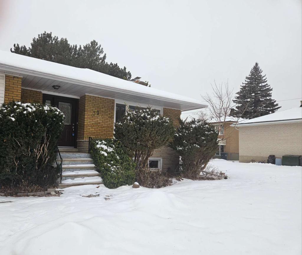 39 Bathford Crescent