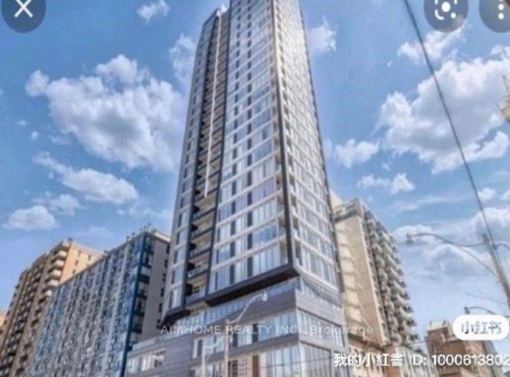 68 Shuter Street South