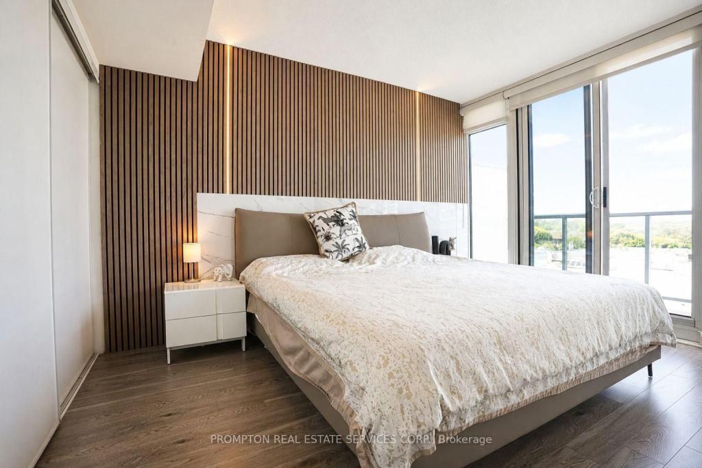 717-72 Esther Shiner Boulevard, Toronto