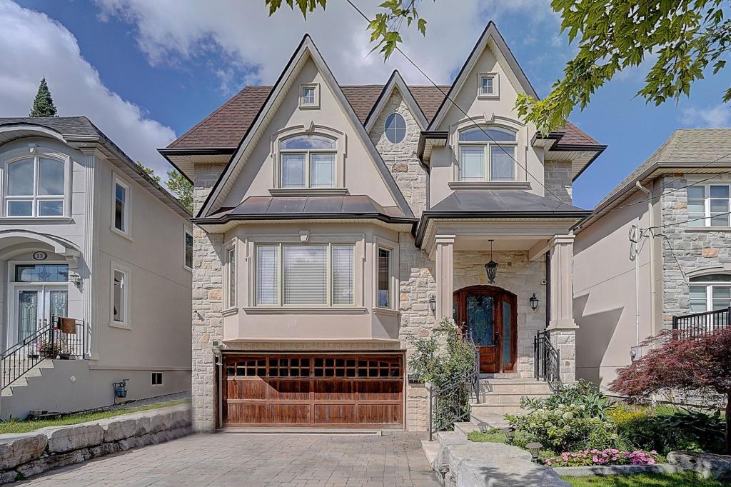 24 Abbotsford Road, Toronto