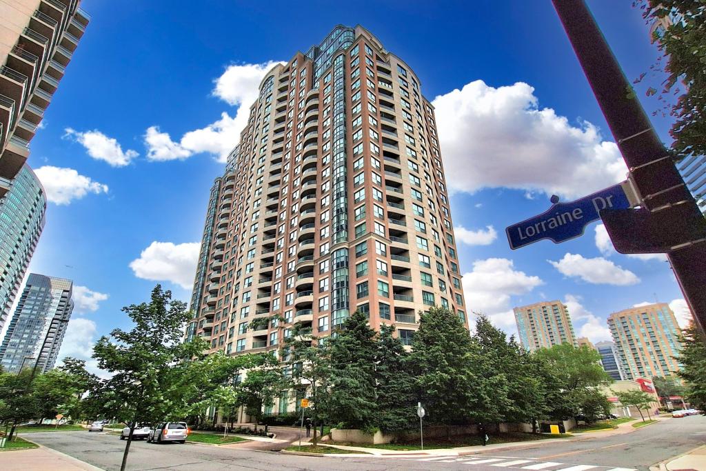 7 Lorraine Drive
