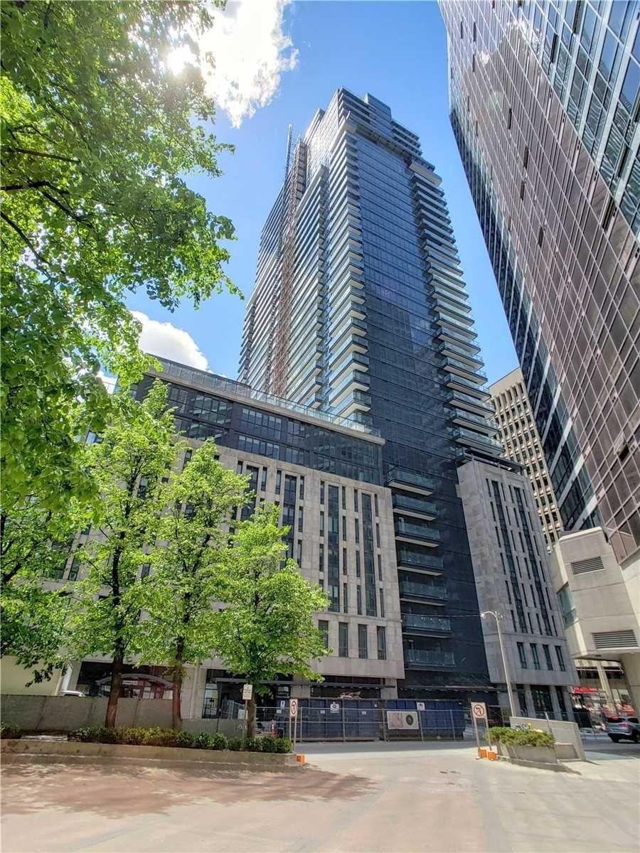 955 Bay Street