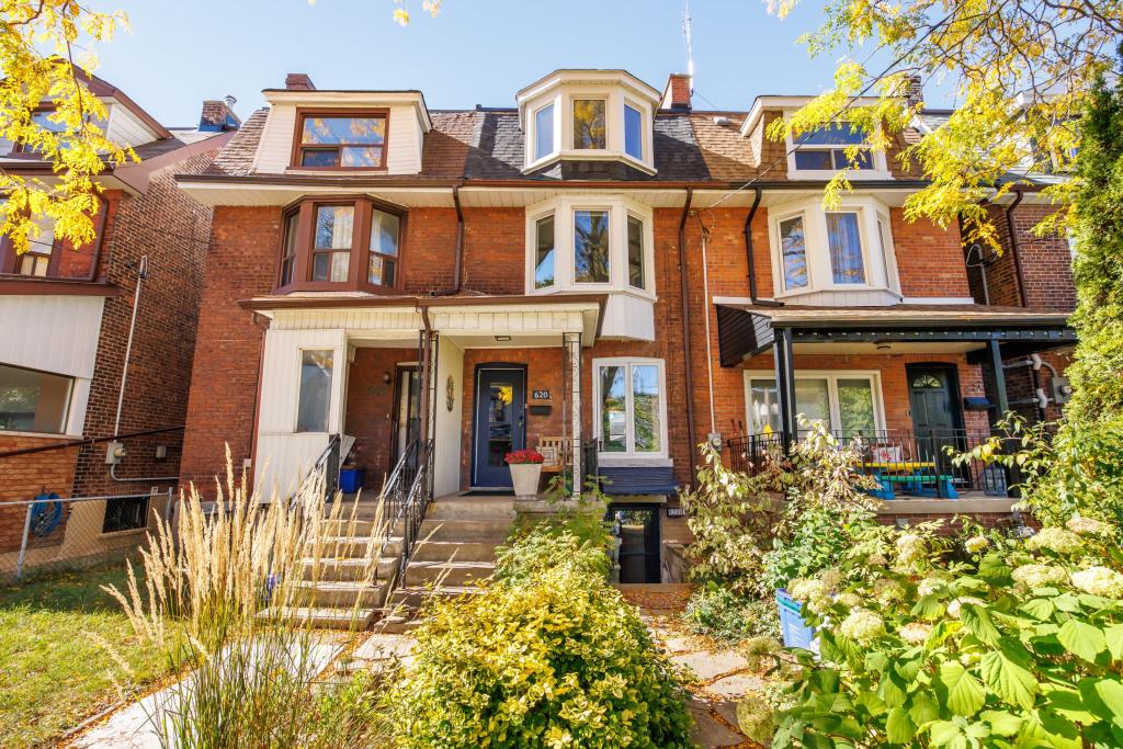 620 Crawford Street, Toronto