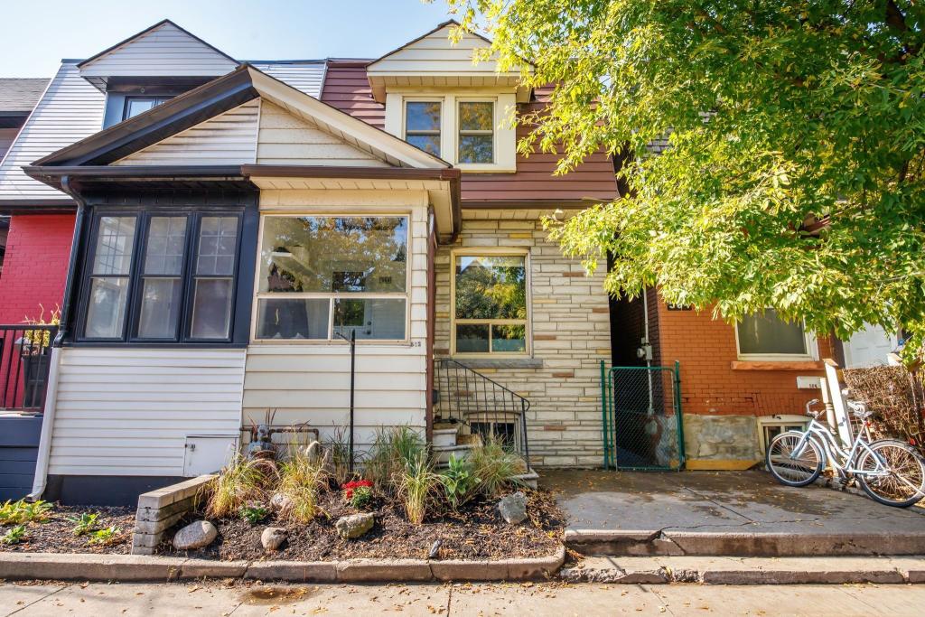 502 Lansdowne Avenue, Toronto