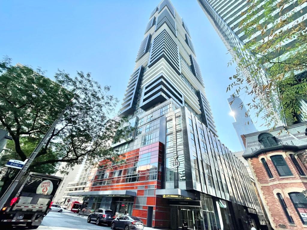 7 Grenville Street
