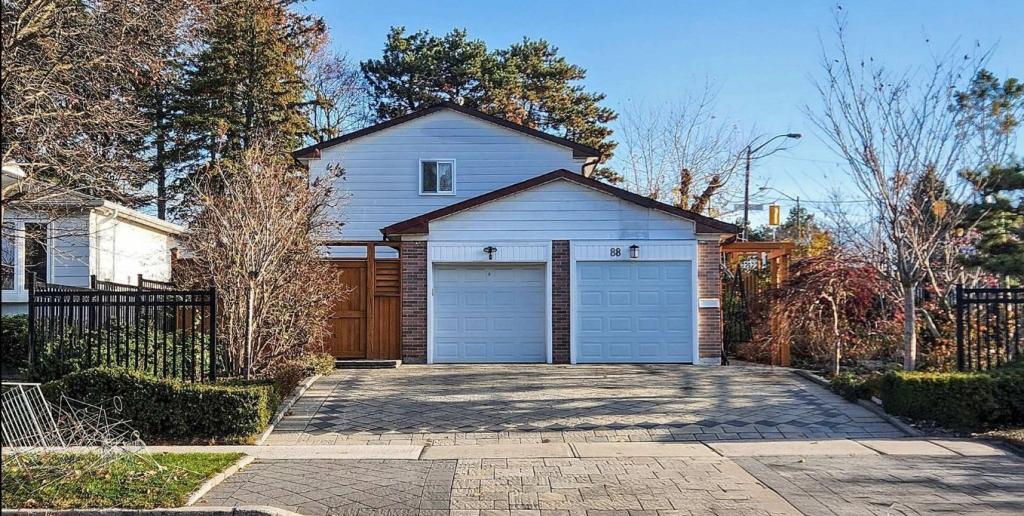 88 Cherrystone Drive