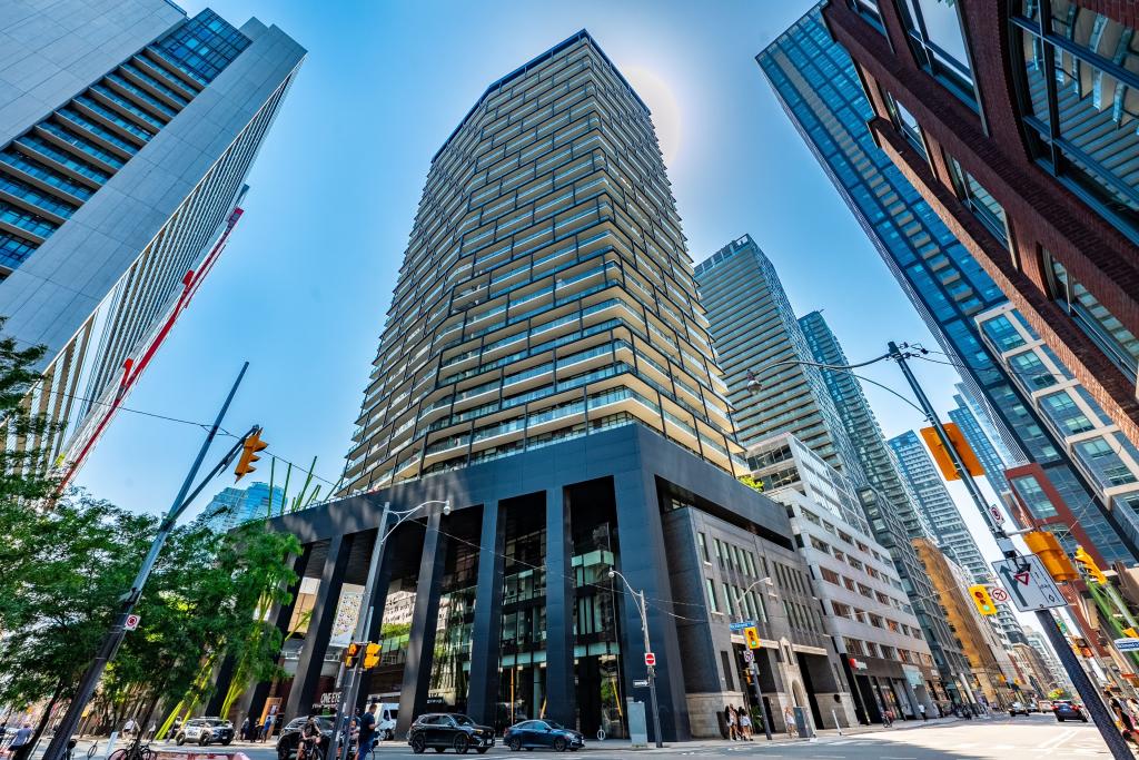 125 Peter Street