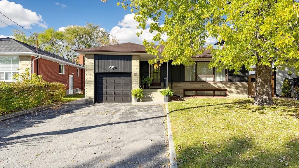 108 Kennard Avenue, Toronto