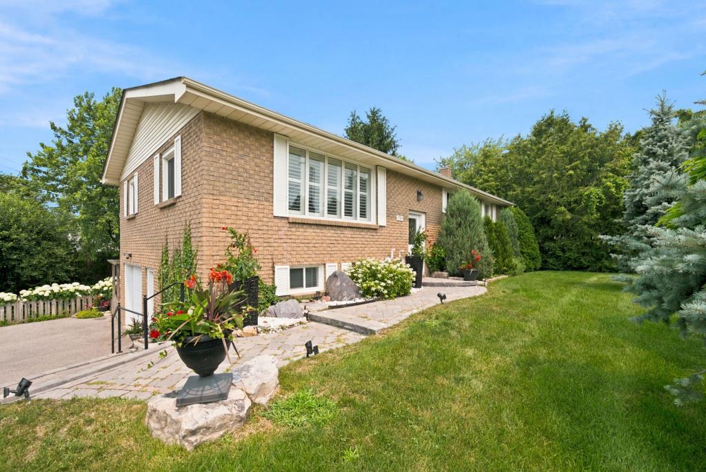 1781 Scugog Street, Scugog
