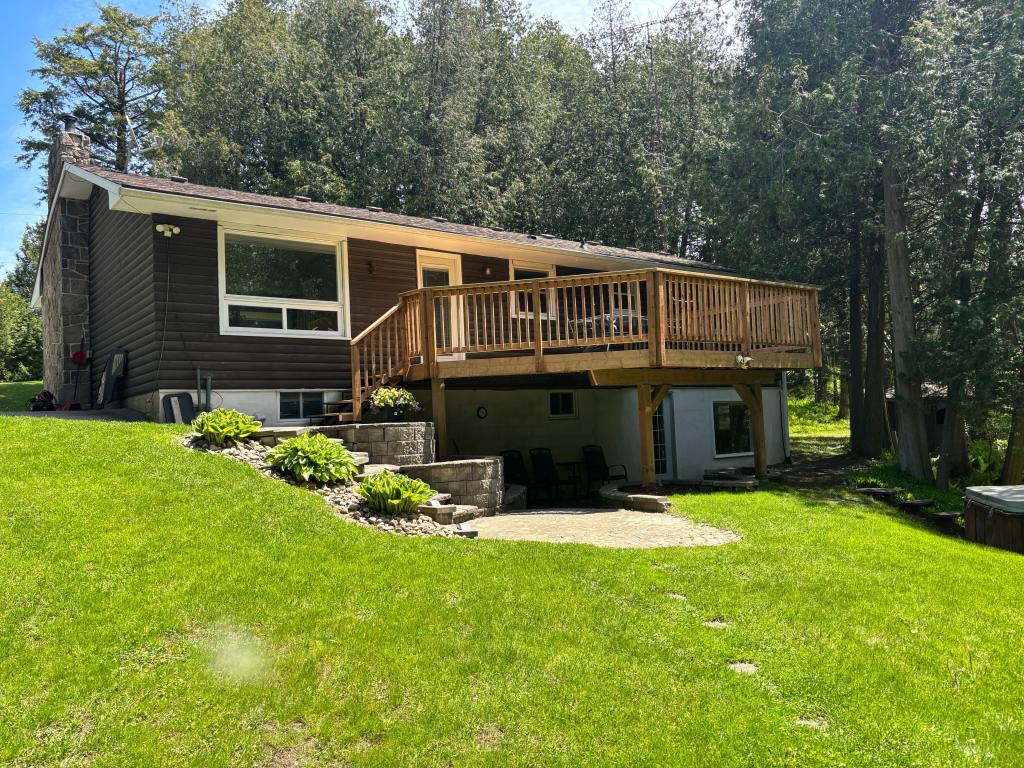 4818 Thornton Road North, Oshawa