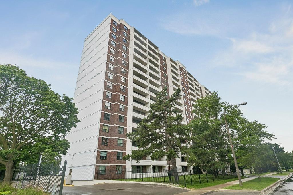 205-101 Prudential Drive, Toronto