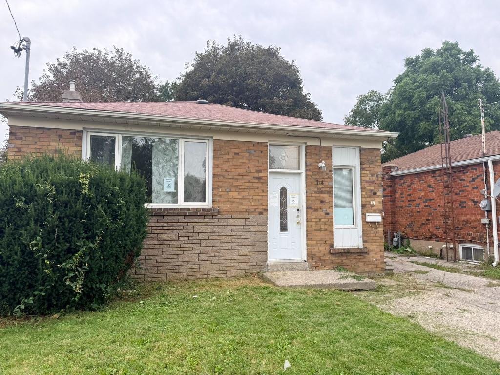 14 Lombardy Crescent, Toronto