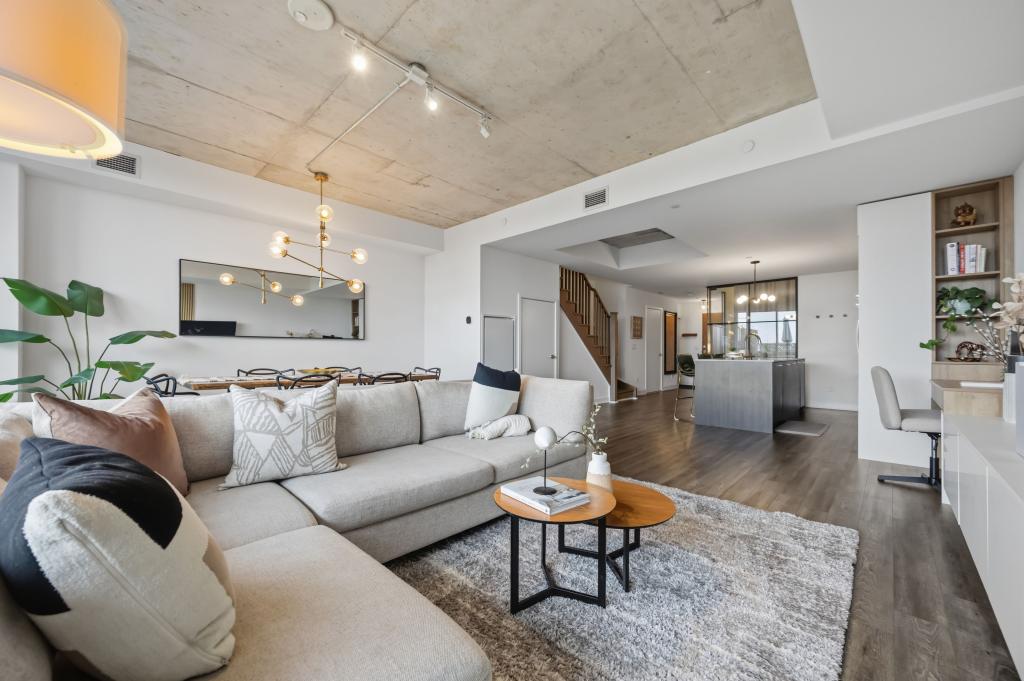 611-15 Baseball Place, Toronto