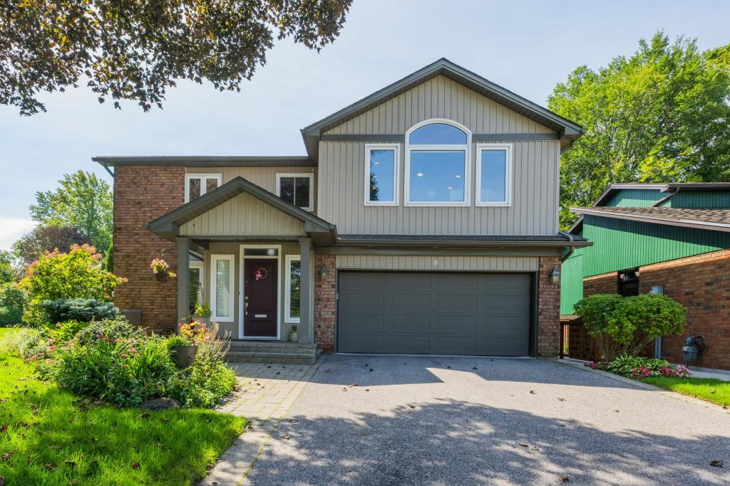 8 Chantrey Court, Toronto