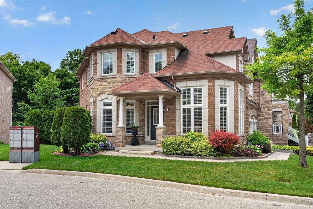 5 Broderick Place, Toronto