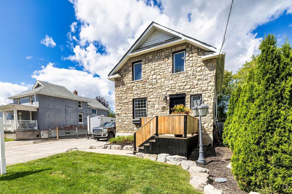 180 Olive Avenue, Oshawa