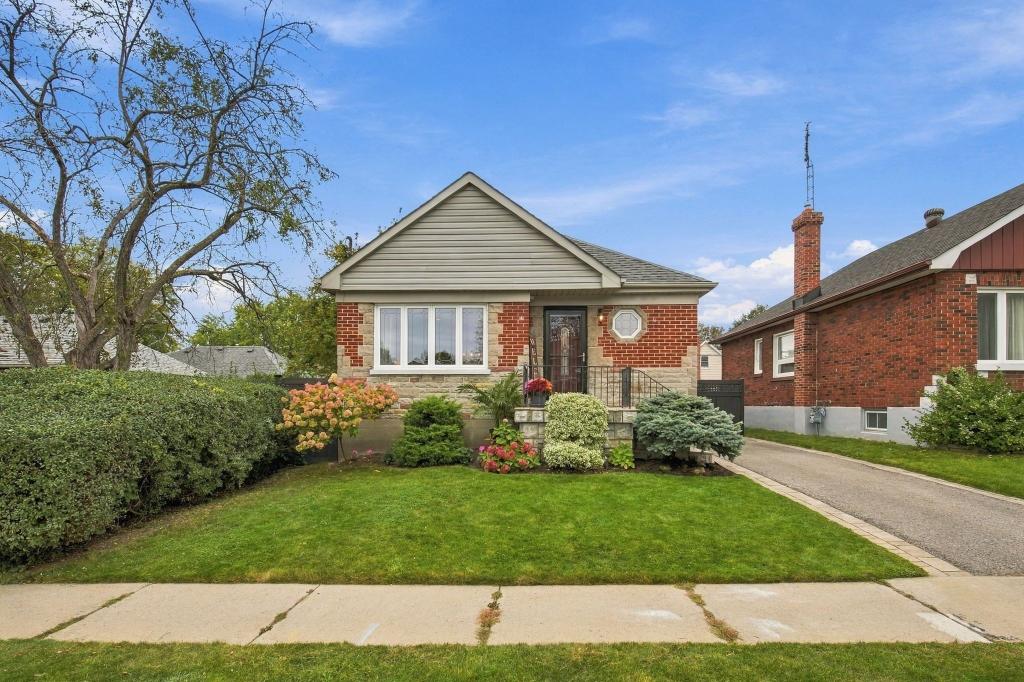 379 Arthur Street, Oshawa