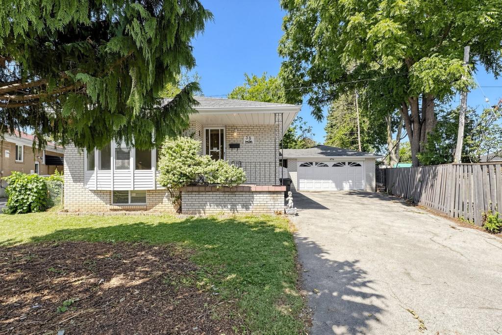 38 Lombardy Crescent, Toronto