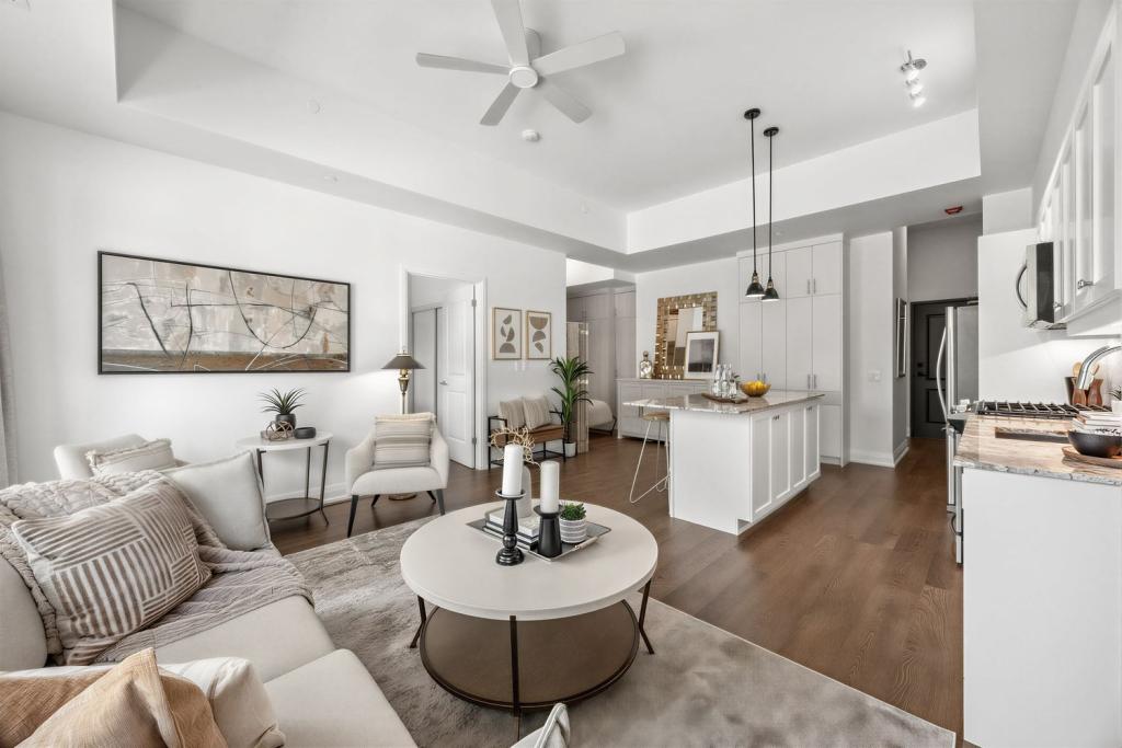 105-1400 Kingston Road, Toronto