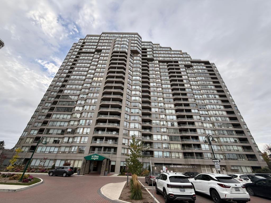 809-168 Bonis Avenue, Toronto