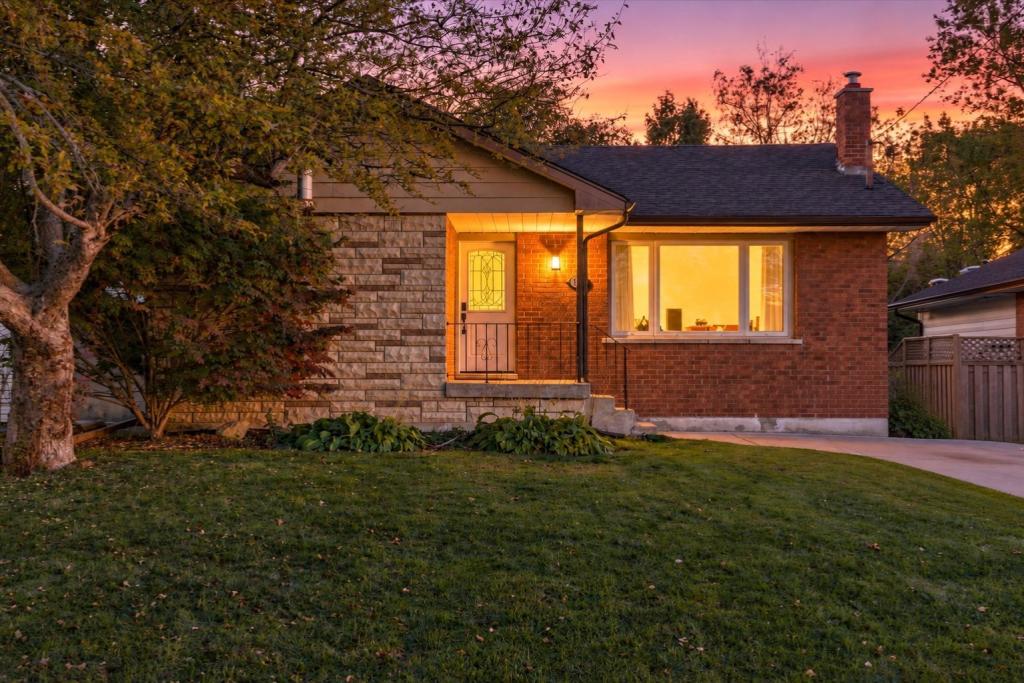 523 Brentwood Avenue, Oshawa