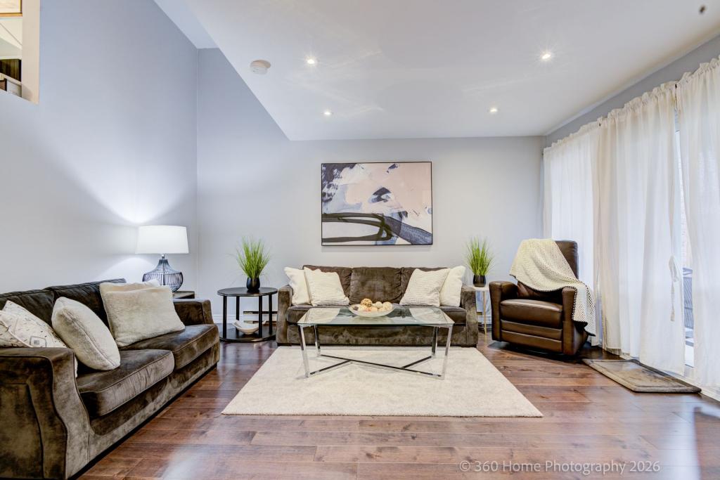 80-221 Milestone Crescent, Aurora