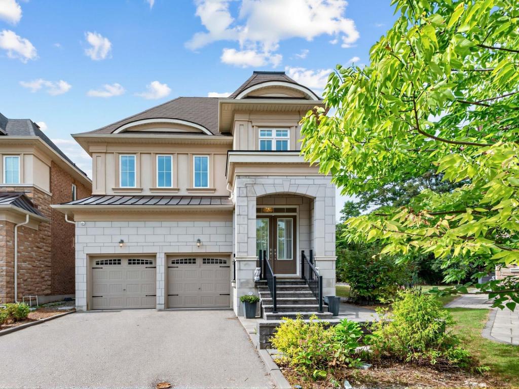 16 Macdonald Court, Richmond Hill