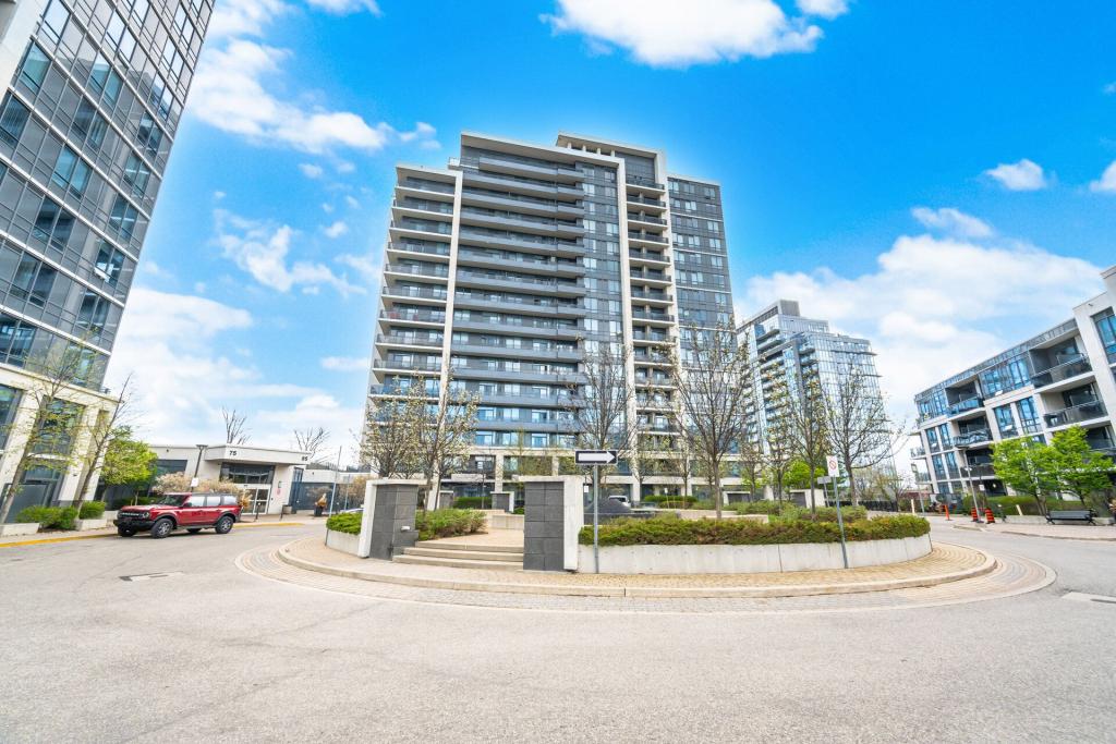 612-85 North Park Road, Vaughan