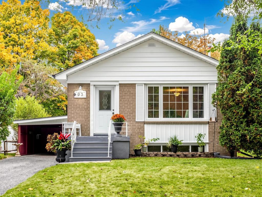 93 Bayview Parkway, Newmarket
