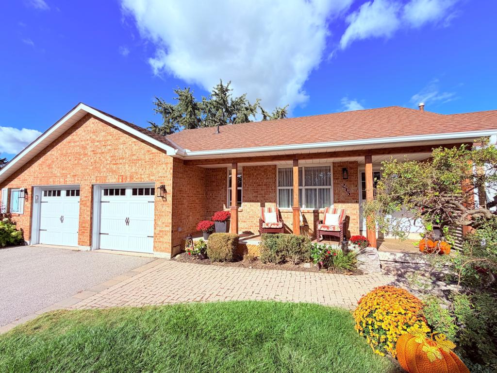 245 Cam Fella Boulevard, Whitchurch-Stouffville