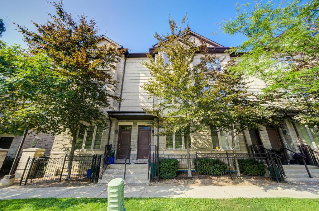 249 South Park Road