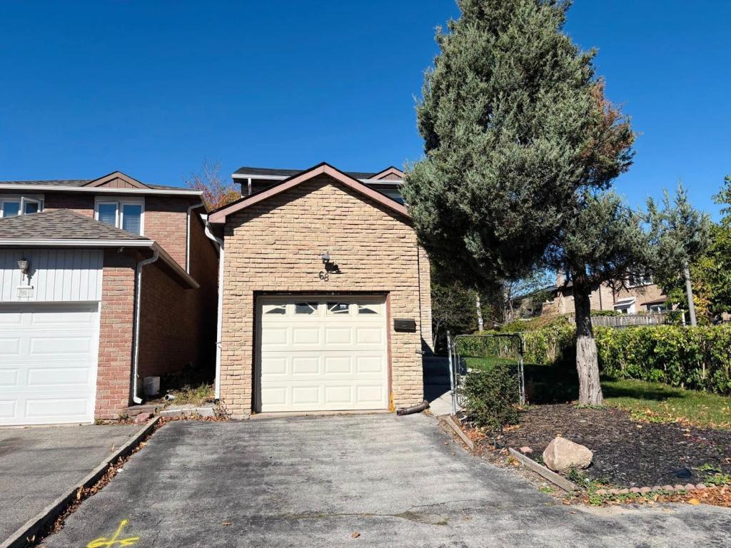 68 Larksmere Court