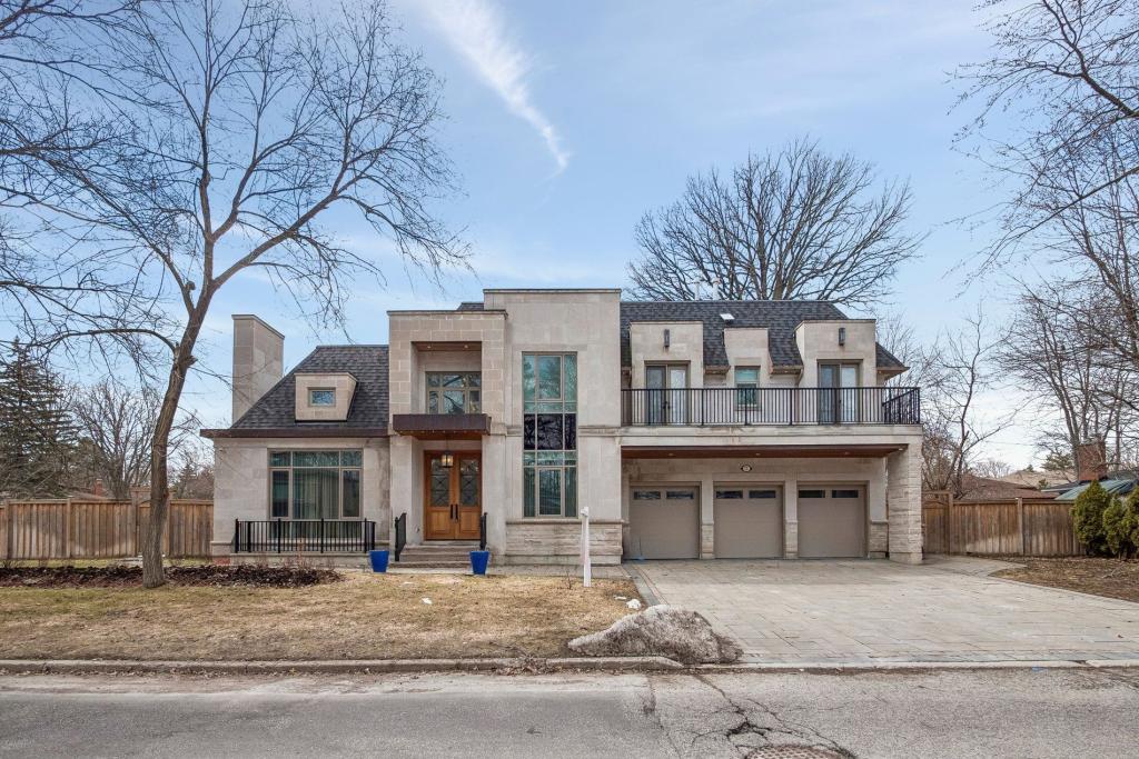 12 Miner Circle