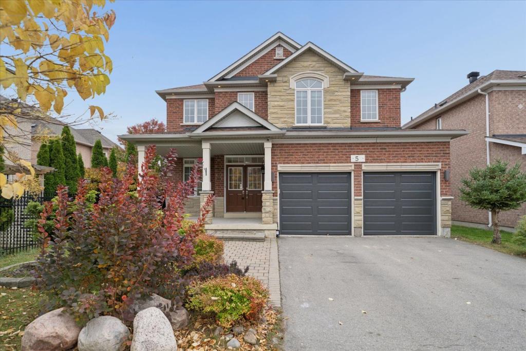 5 Ravine Edge Drive