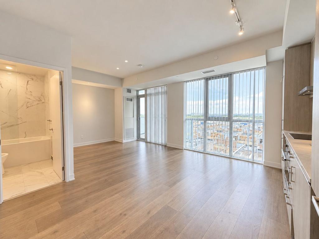 60 Honeycrisp Crescent