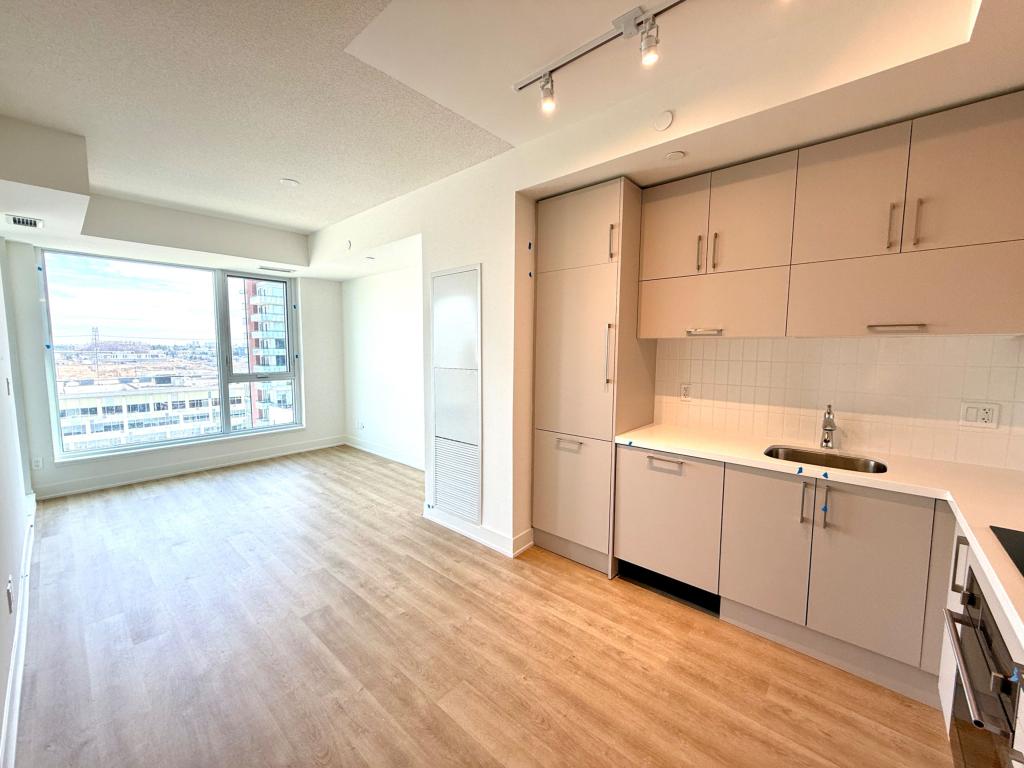 38 Andre De Grasse Street