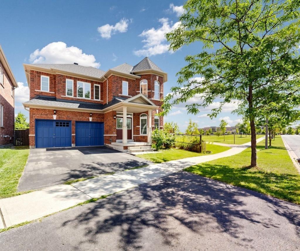107 Alexander Lawrie Avenue