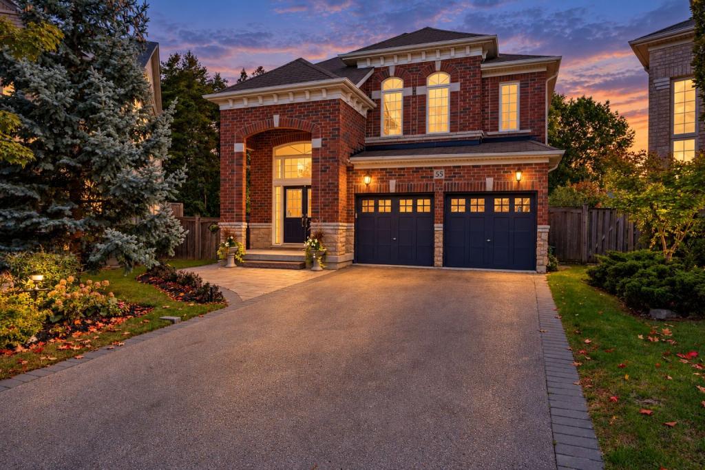 55 Maverick Crescent, Vaughan