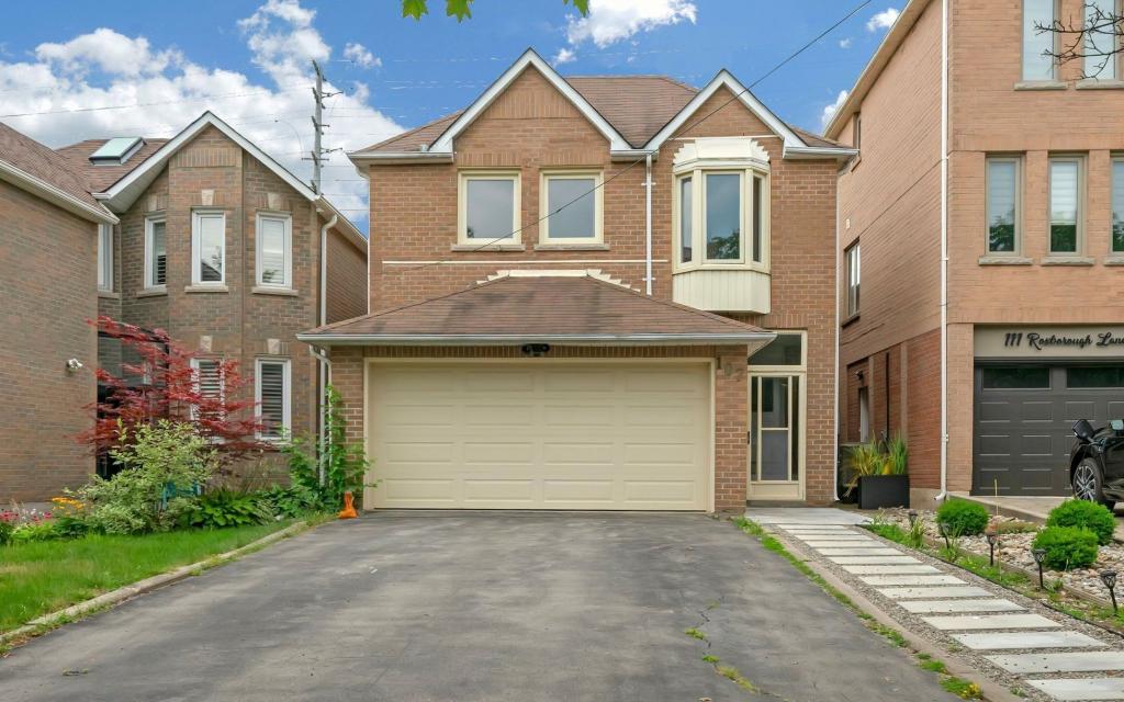 107 Roxborough Lane
