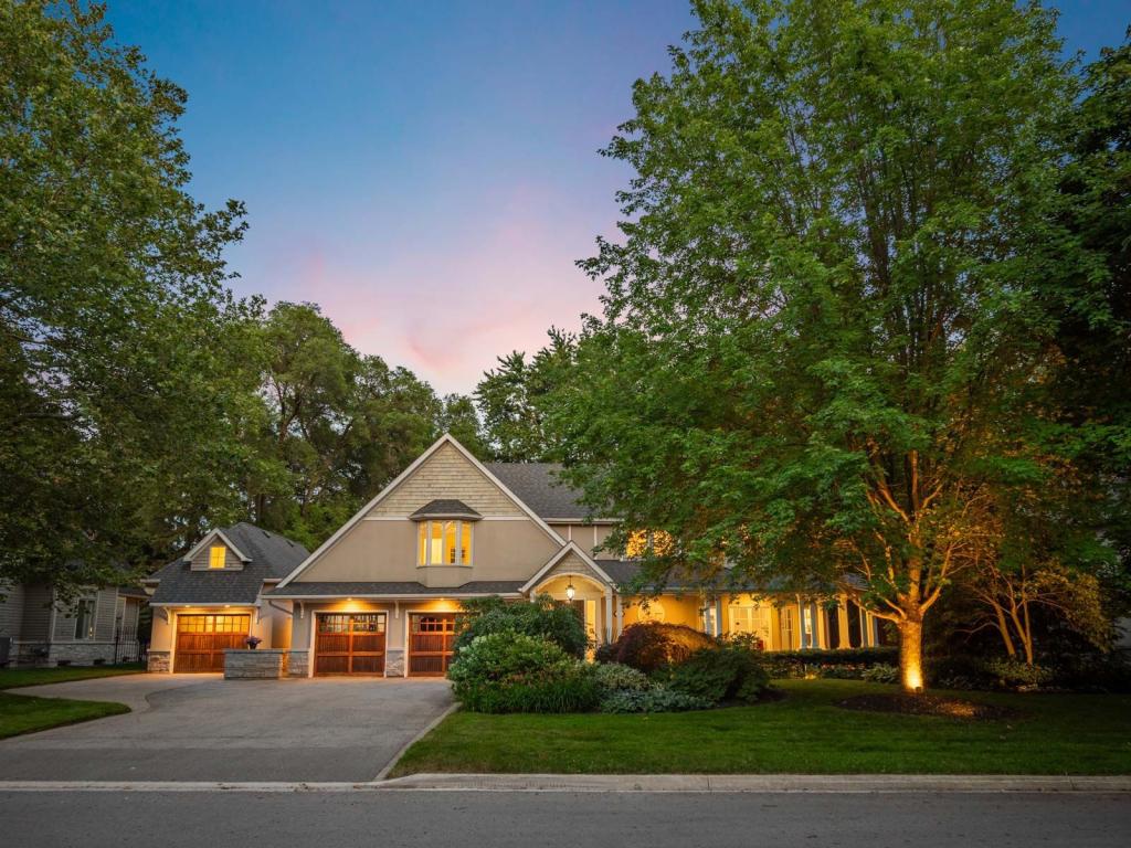 2160 Aintree Terrace, Oakville
