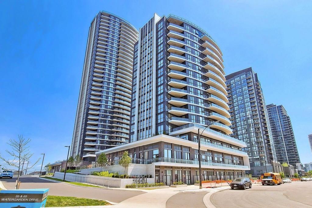616-35 Watergarden Drive, Mississauga