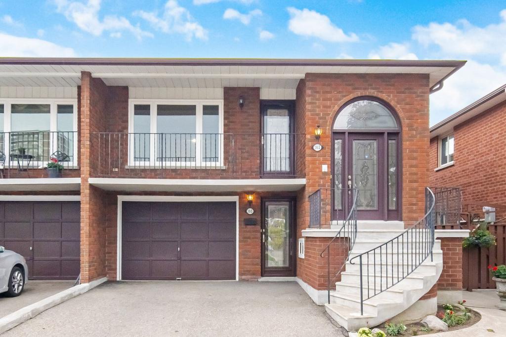 103 John Lindsay Court, Toronto