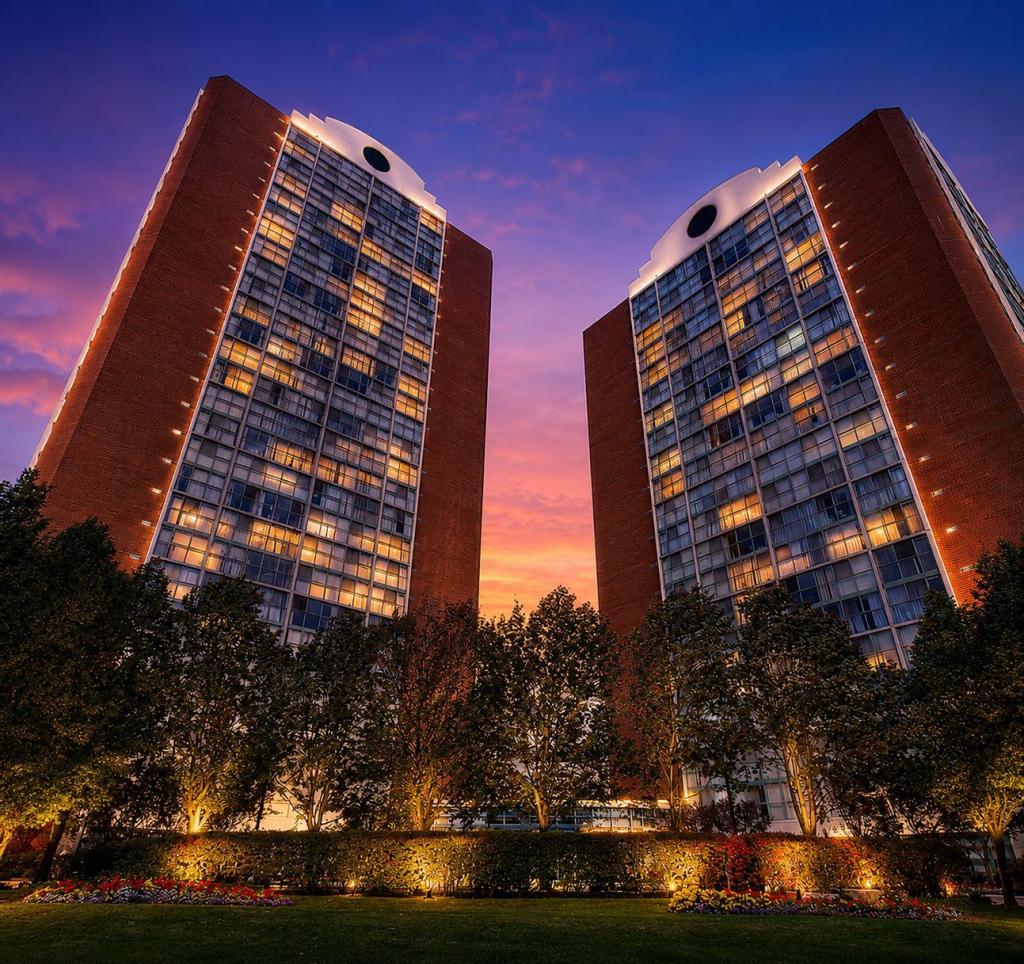404-4205 Shipp Drive, Mississauga