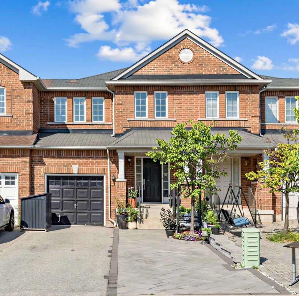6122 Coxswain Crescent, Mississauga