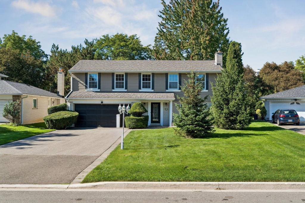 16 Malvern Court, Brampton