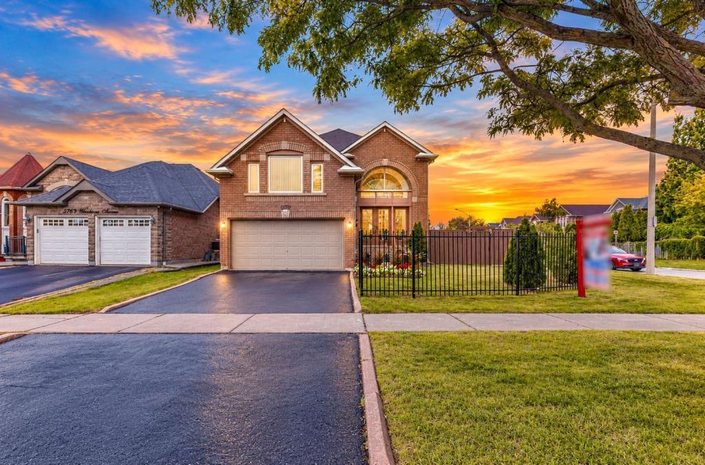 5772 Whitehorn Avenue, Mississauga