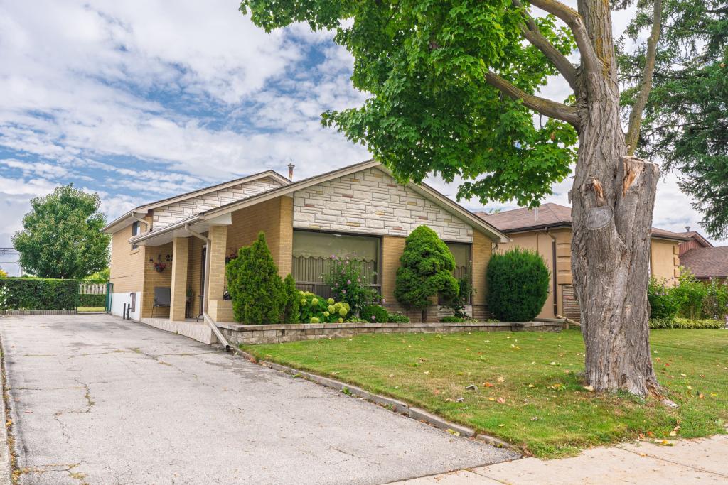22 Monterrey Drive, Toronto